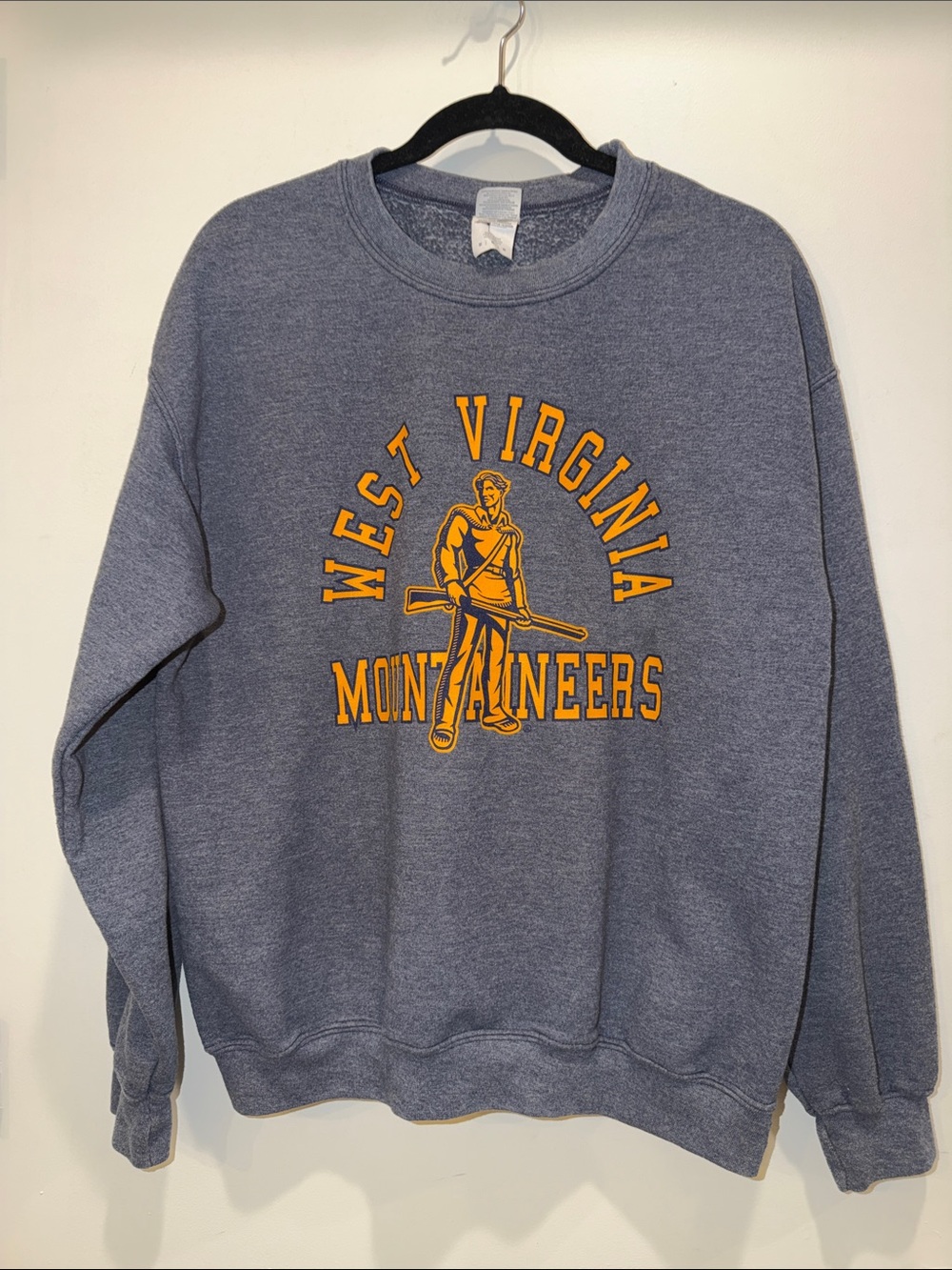 Gildan Retro WVU West Virginia Mountaineers College Football Sweatshirt, Sz M